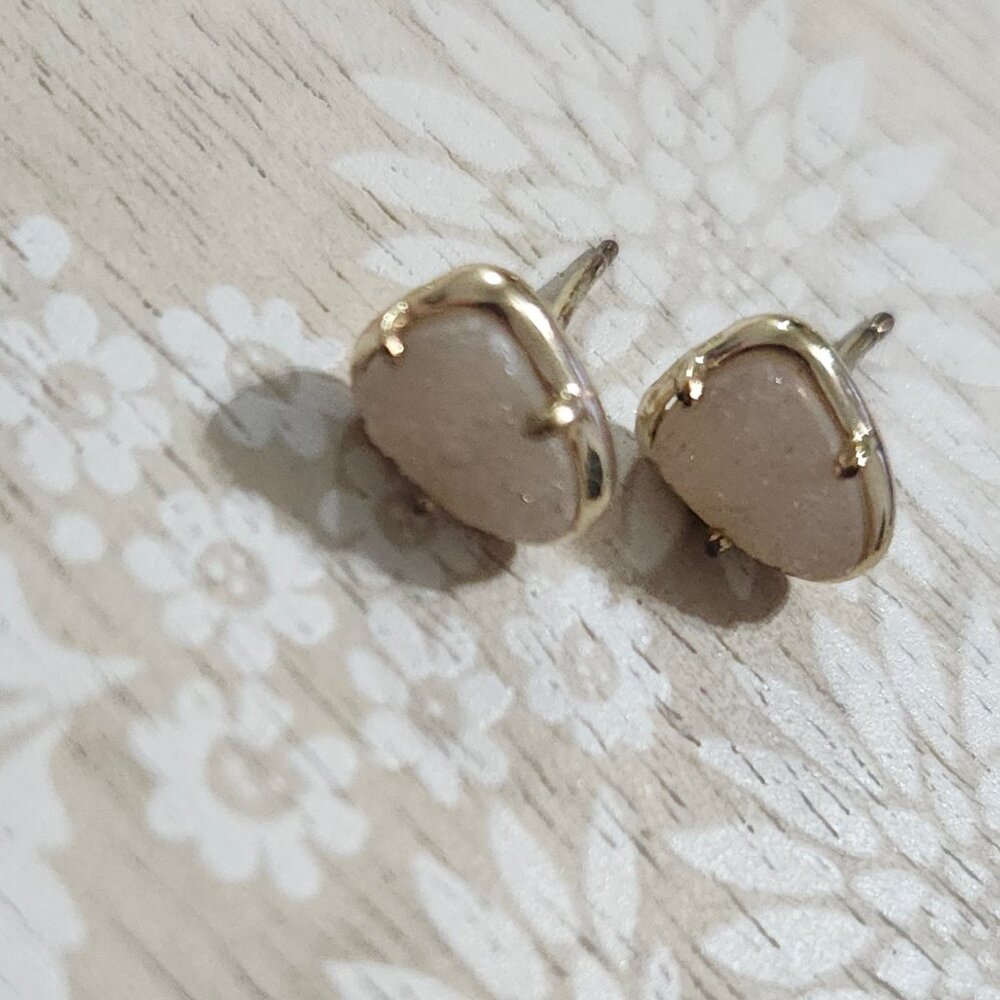 Kendra Scott Iridescent White Drusy Hazel Gold Stud Earrings